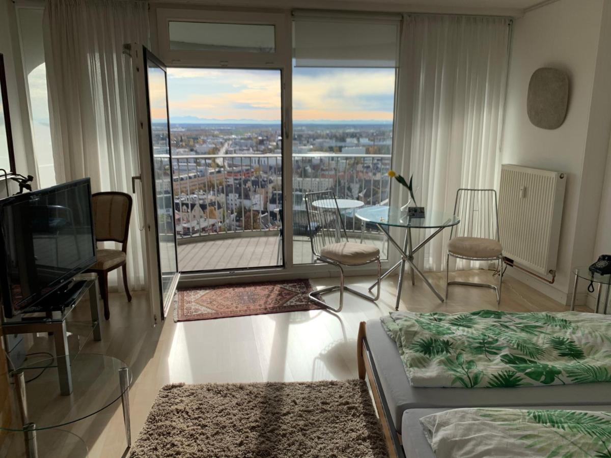 Appartment Im Hotelturm Аугсбург Екстериор снимка